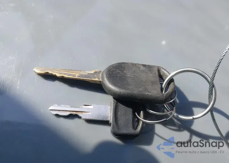 2005 Ford F-150 Lariat/Xlt z USA, uszkodzony, nr VIN 1FTPW12585KE84376